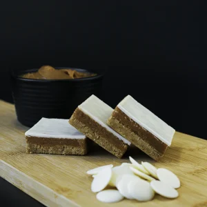 Meadow-Bakery-White-Caramel-Cake-4-Pack